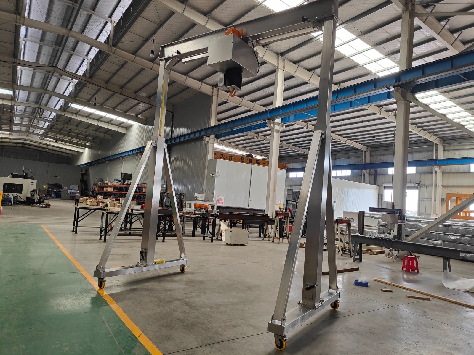 Features of Hand Push Stainless Steel Gantry Crane Features of Hand Push Stainless Steel Gantry Crane